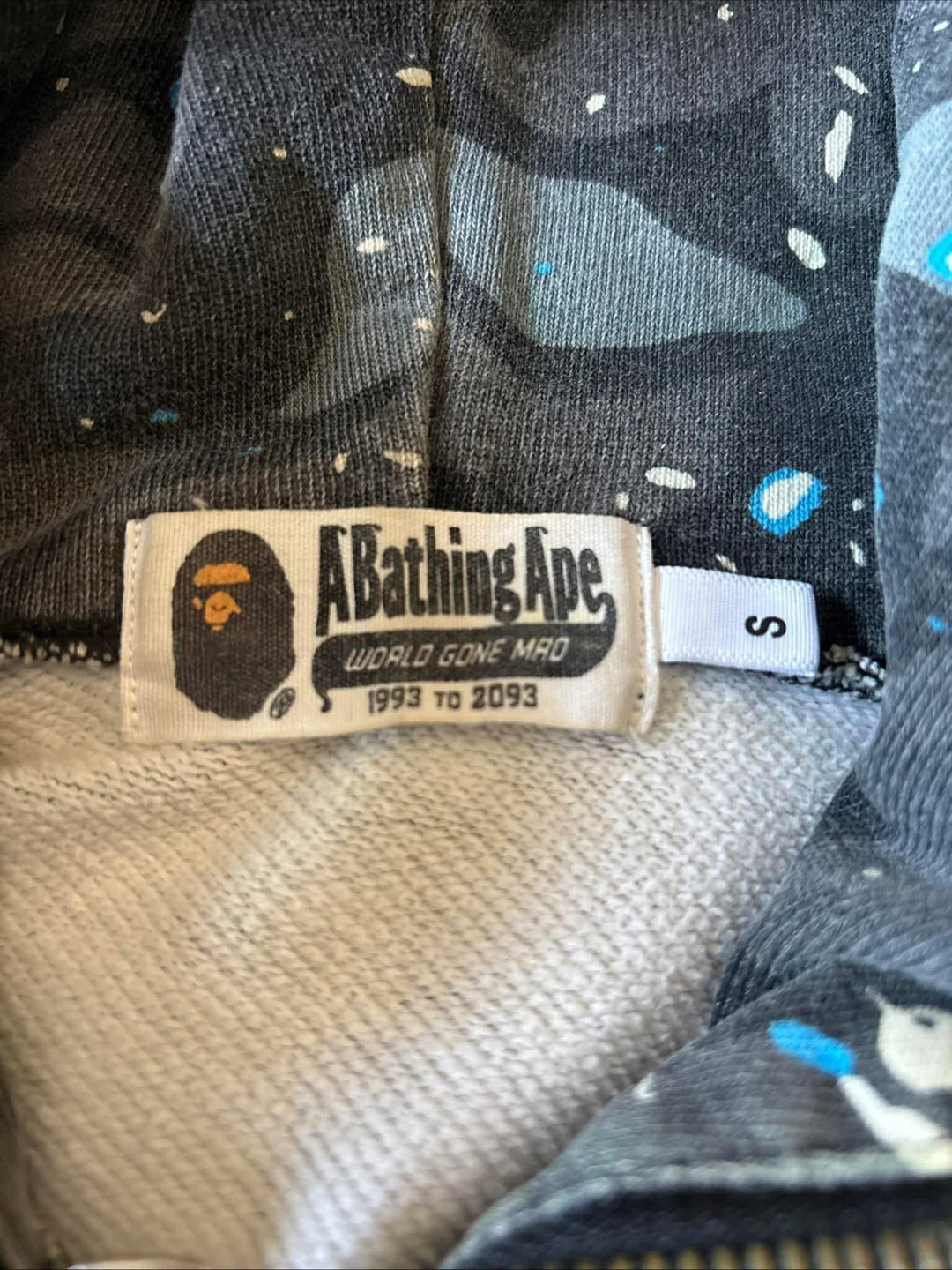 A Bathing Ape Shark Full Zip Hoodie - Size S - photo 3
