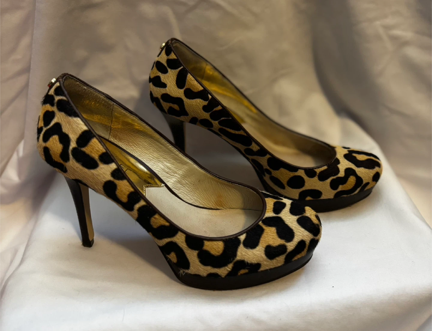 Michael Kors Leopard Print Pumps
