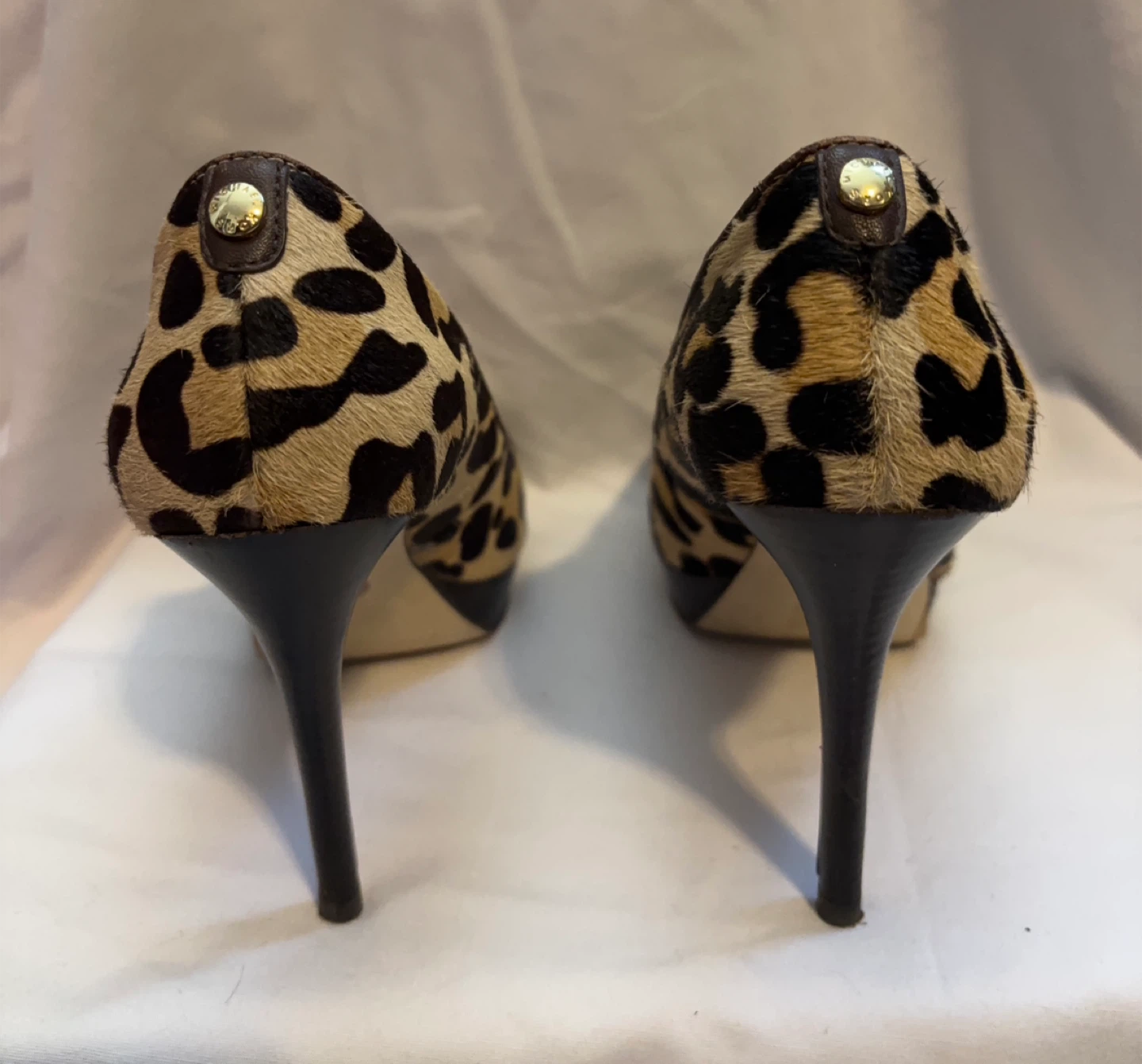 Michael Kors Leopard Print Pumps - photo 5