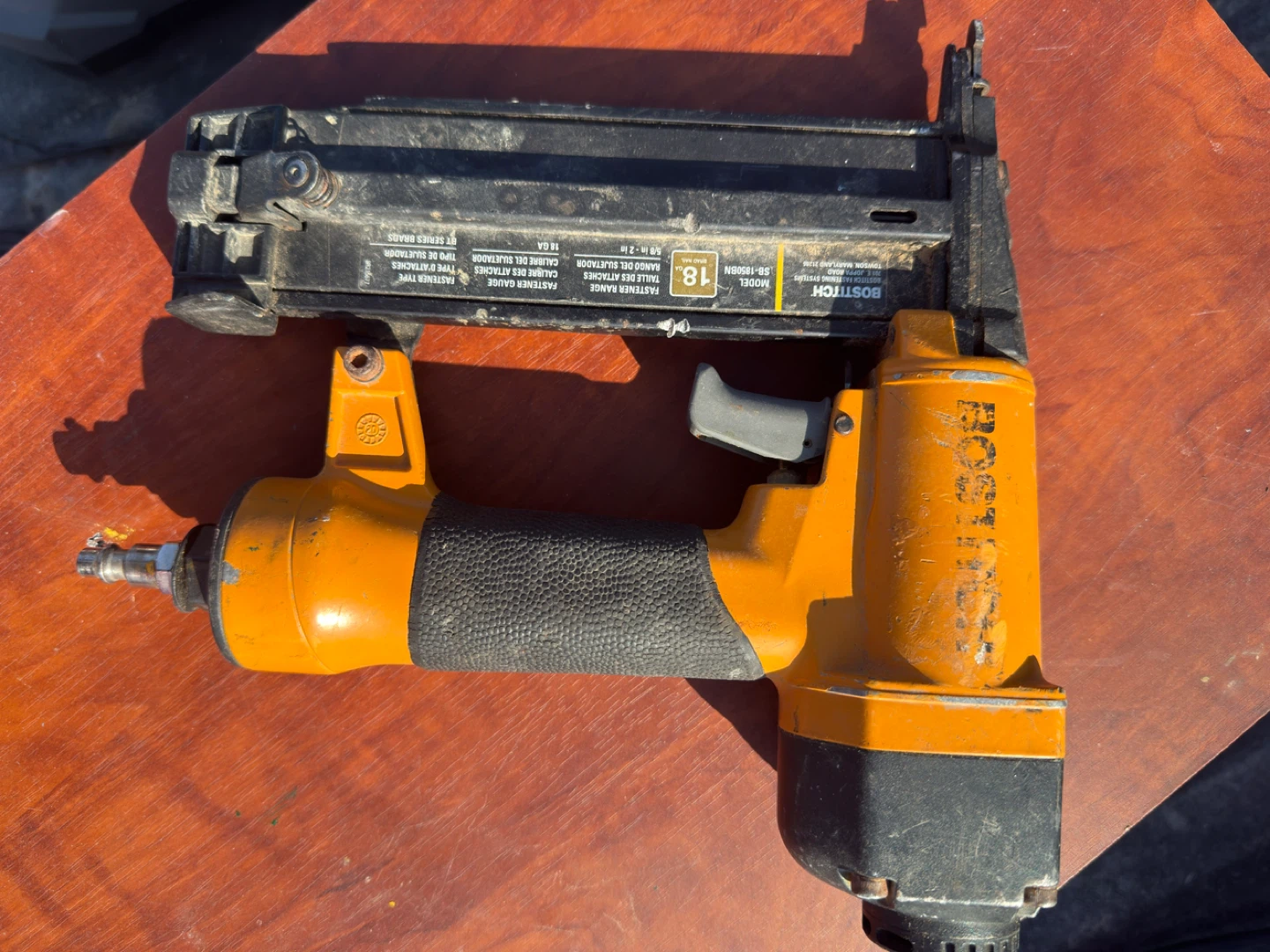 Bostitch 18 Gauge Brad Nailer - photo 2