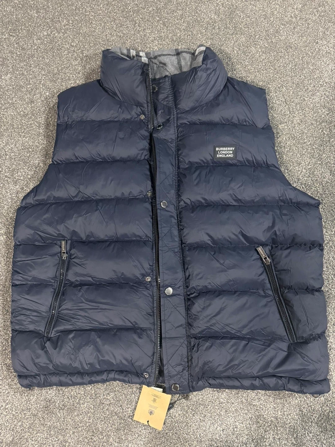 Moncler & Burberry London England Puffer Vest - photo 3