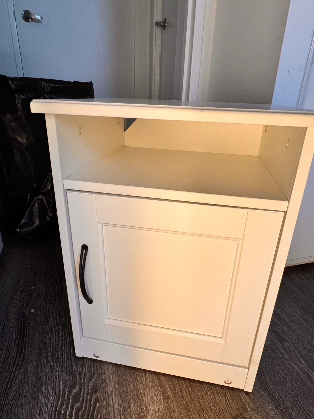 IKEA SONGESAND Nightstand - photo 2