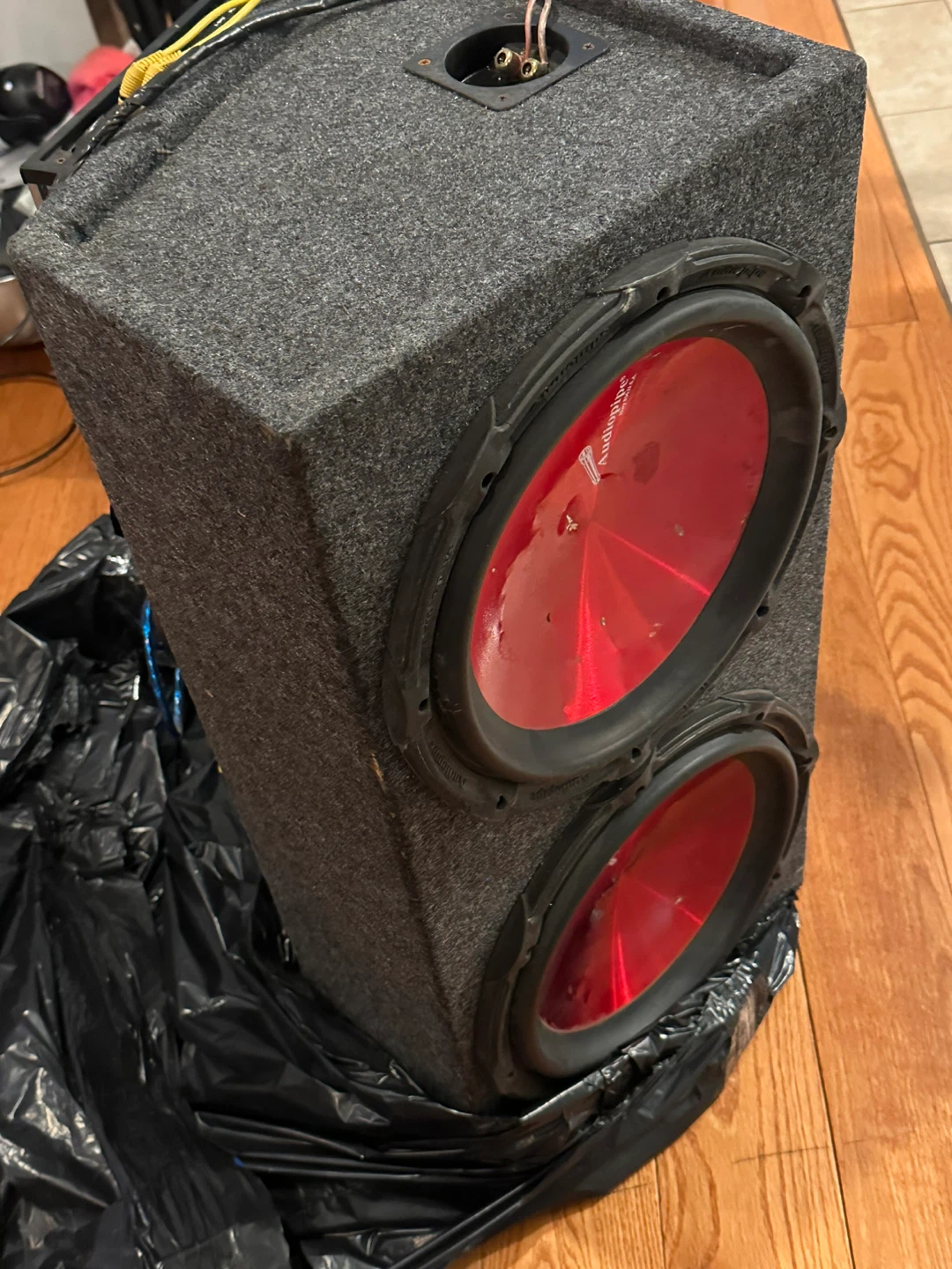 Crunch 30th Anniversary Dual Subwoofer Enclosure with Amp