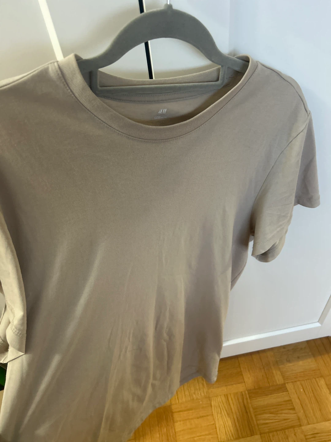 H&M Coolmax Regular Fit T-Shirt - Beige, Size M
