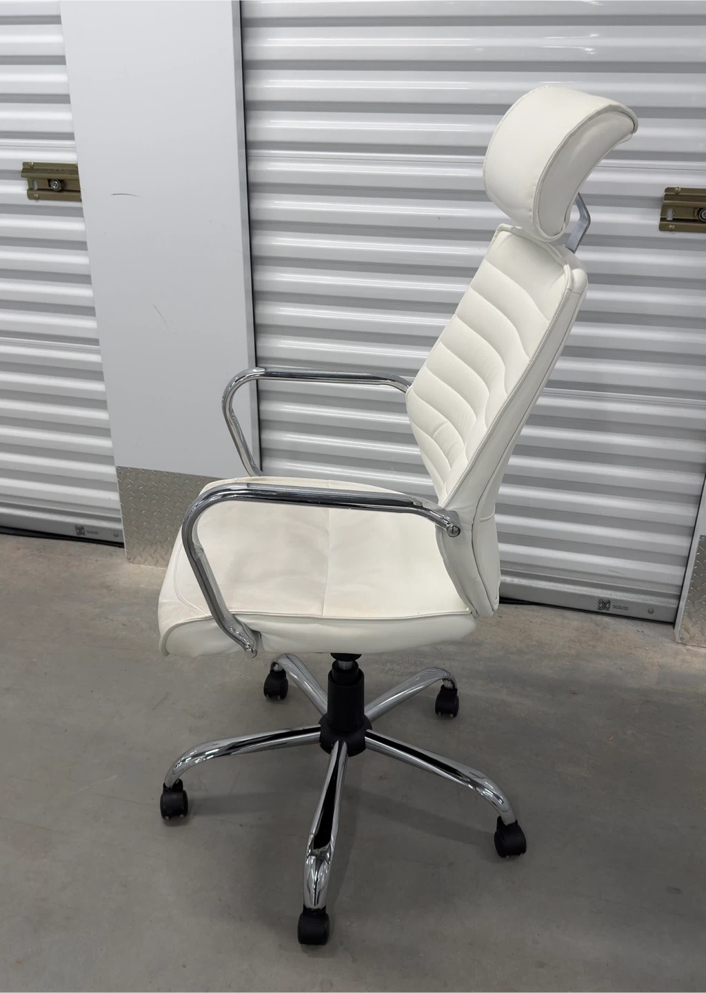 White Leather Office Chair - photo 2