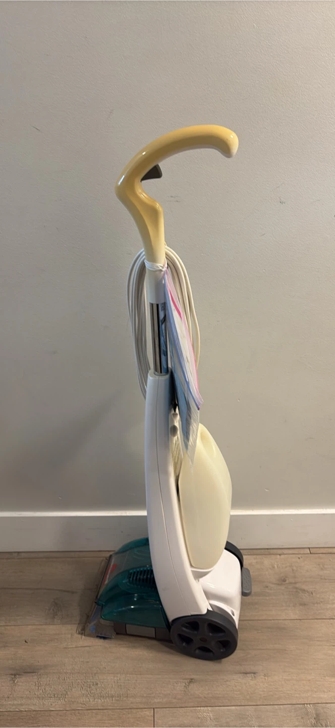 Bissell QuickSteamer Carpet Cleaner - photo 5