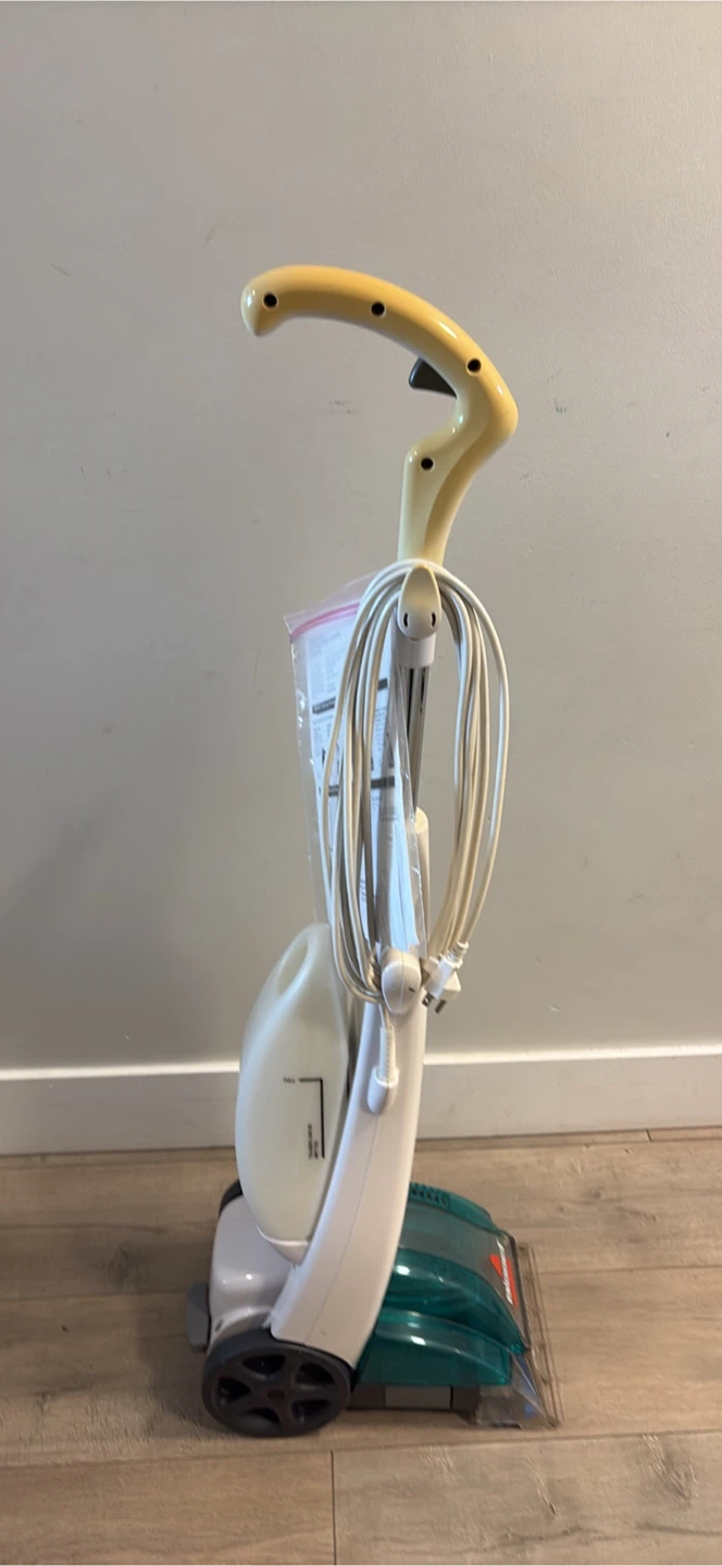 Bissell QuickSteamer Carpet Cleaner - photo 3