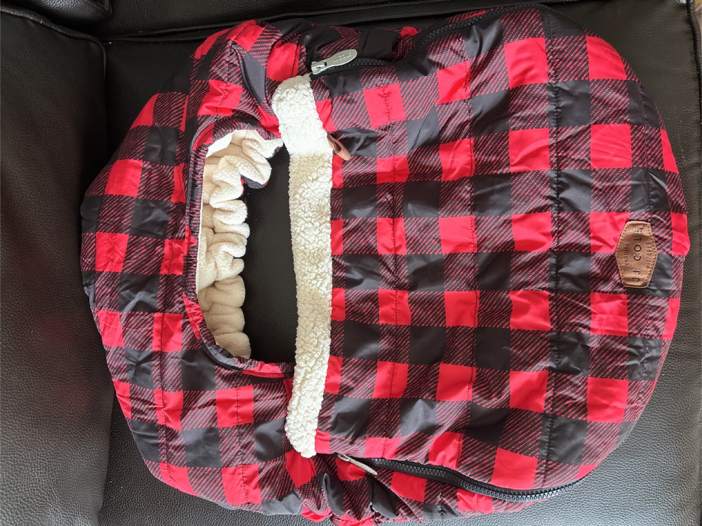Graco Modes Infant Car Seat, comes  with 2 Covers - photo 4