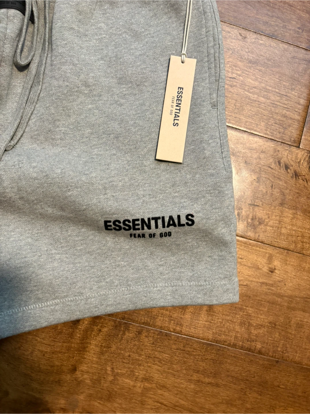 Essentials shorts - photo 3