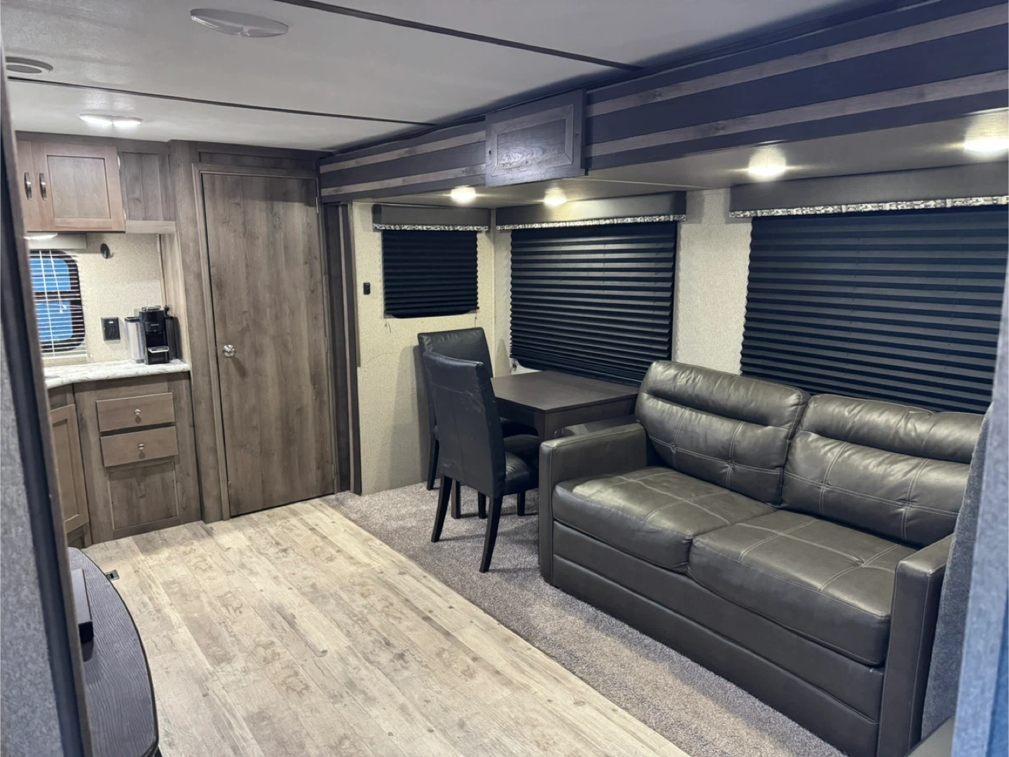 2018 Ram Rebel Truck & 2019 Travel Trailer Keystone Sprinter - photo 5