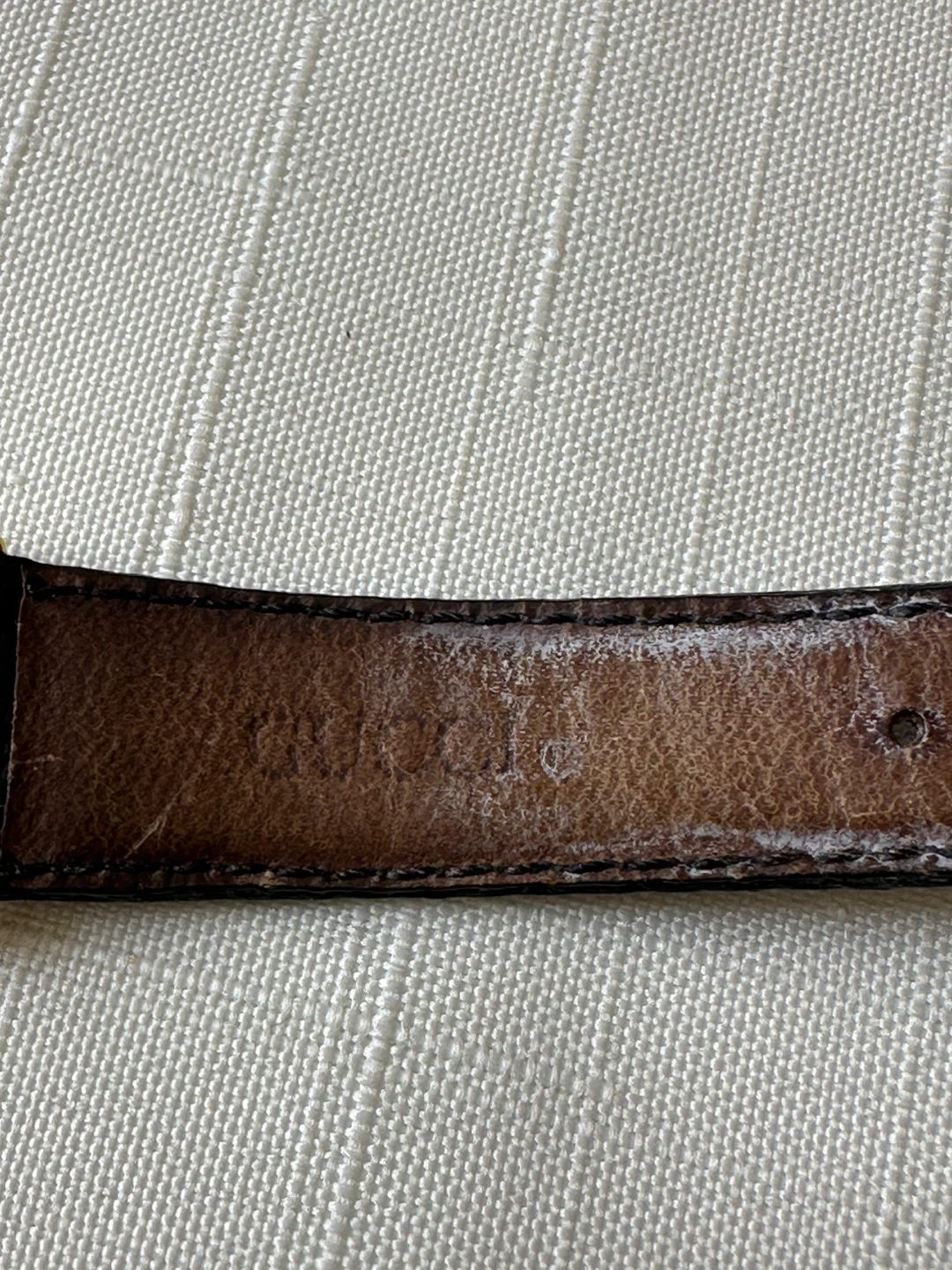 Gucci Men’s Watch  1990s- Black Face with Roman Numerals - photo 2