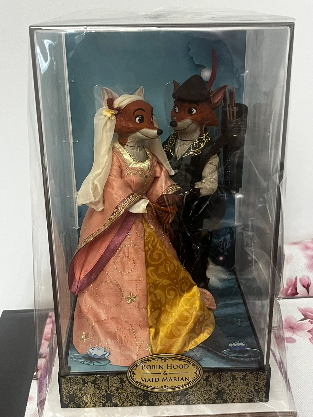 Disney Fairytale Series Robin Hood & Maid Marian Dolls