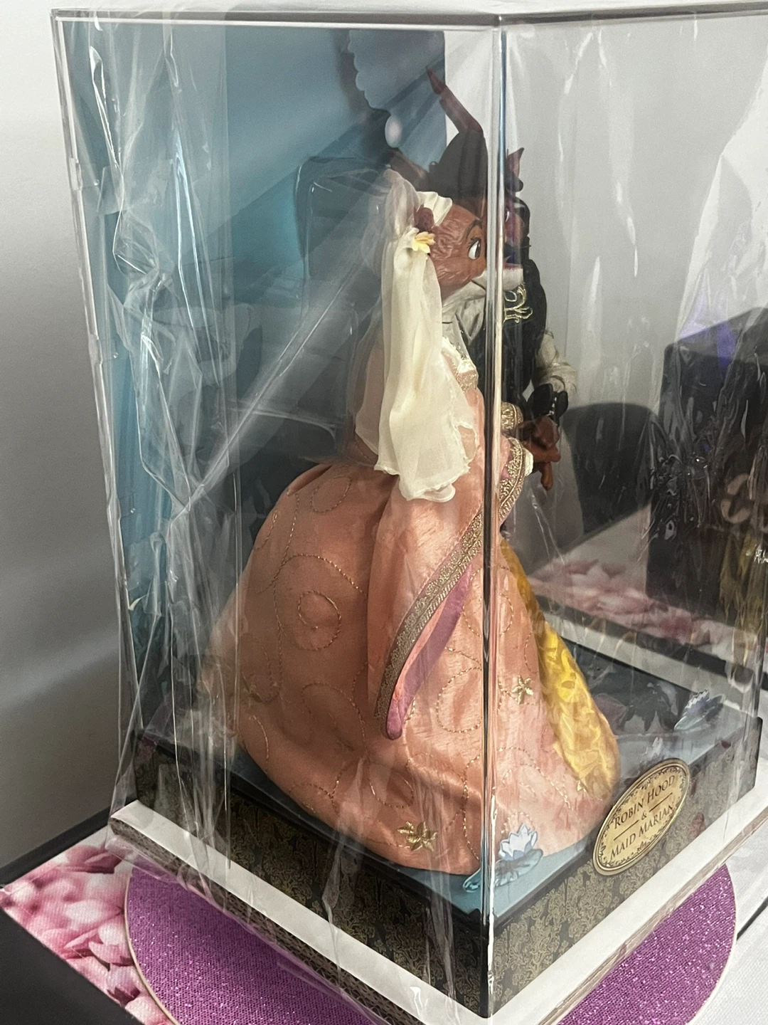 Disney Fairytale Series Robin Hood & Maid Marian Dolls - photo 2