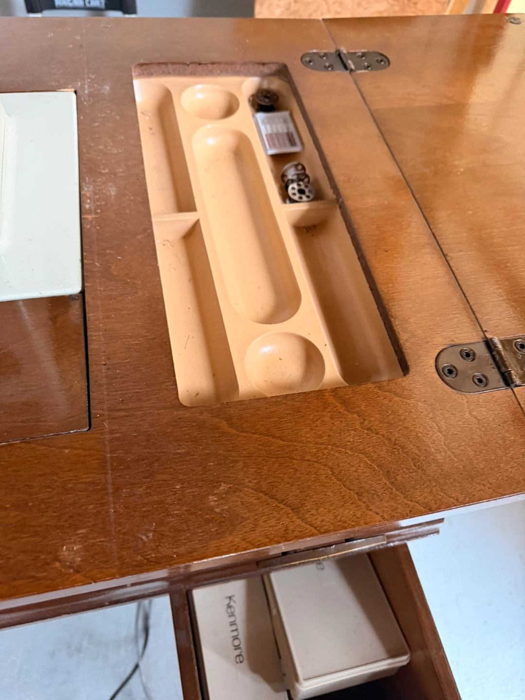 Sears Kenmore Sewing Machine in Wooden Cabinet - photo 3