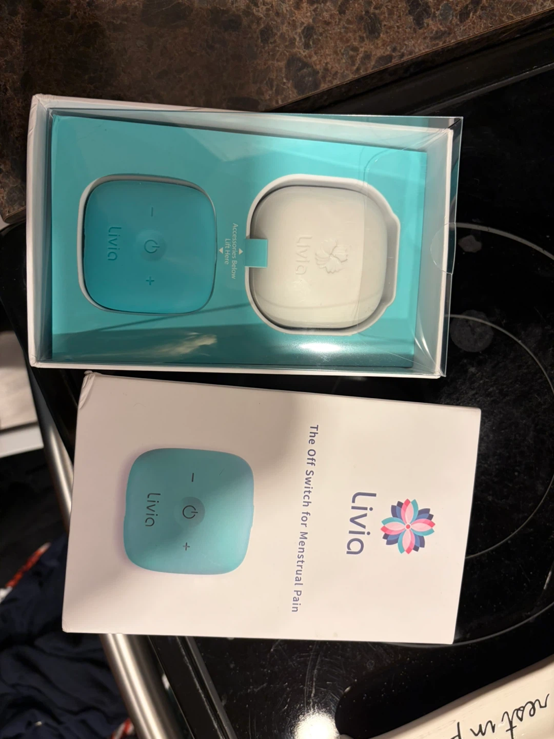 Livia Menstrual Pain Relief Device - Teal Complete Kit