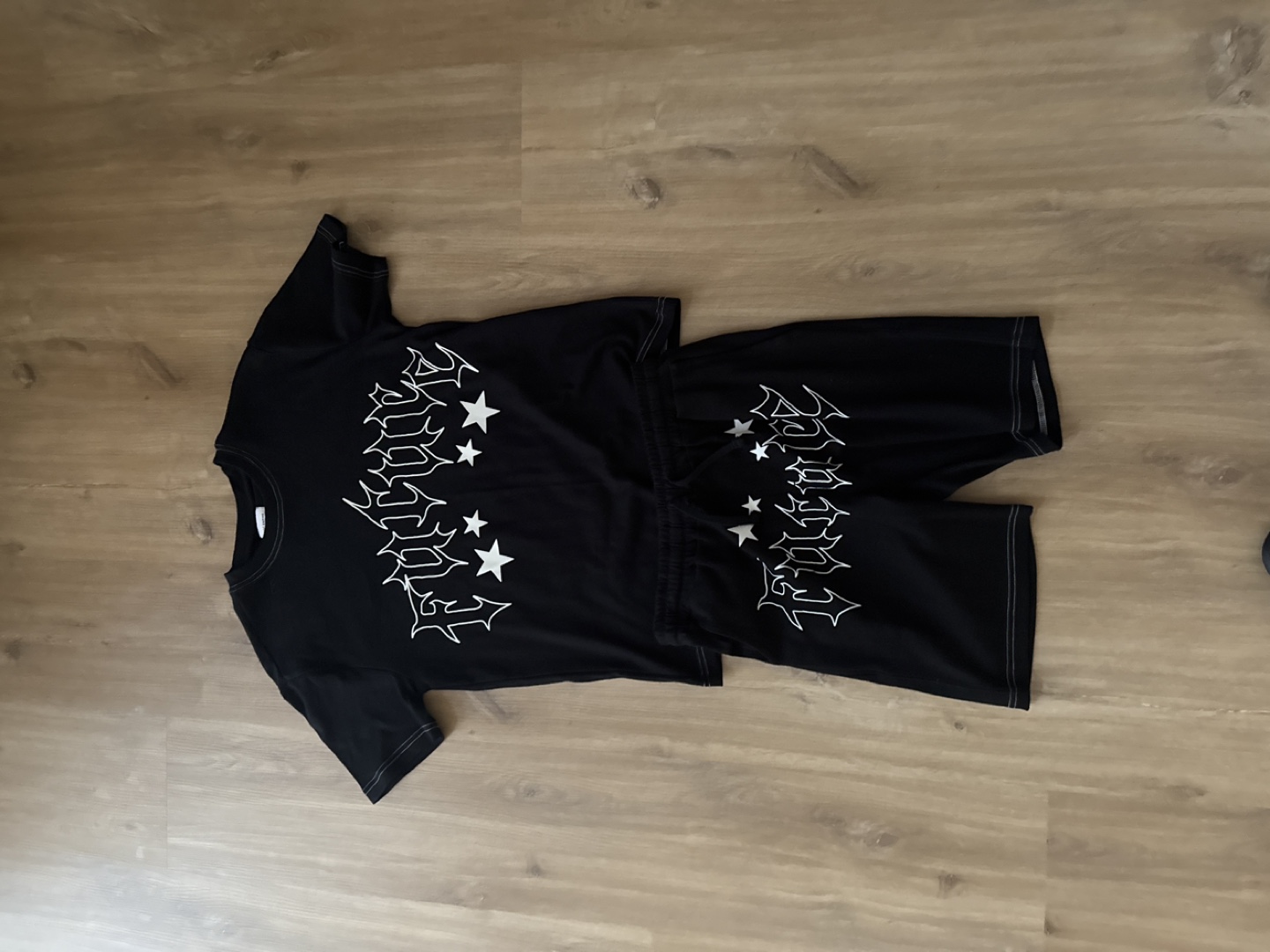 Riot Empire Black Graphic T-Shirt and Shorts Set - Size S