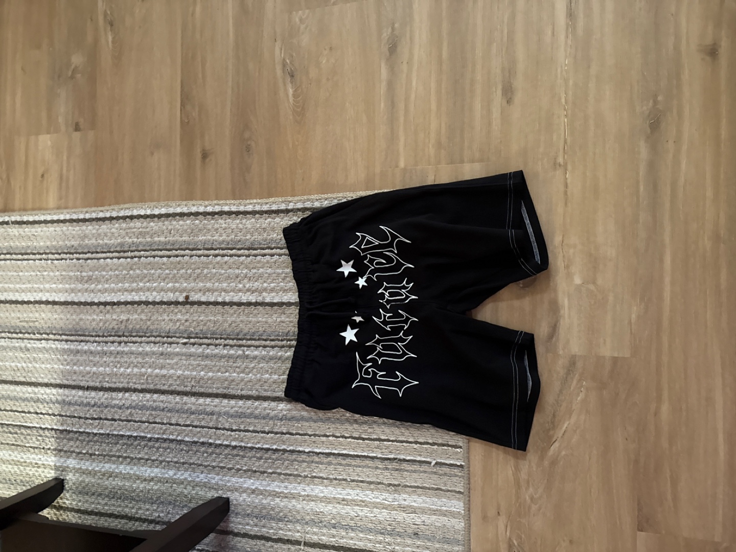 Riot Empire Black Graphic T-Shirt and Shorts Set - Size S - photo 2