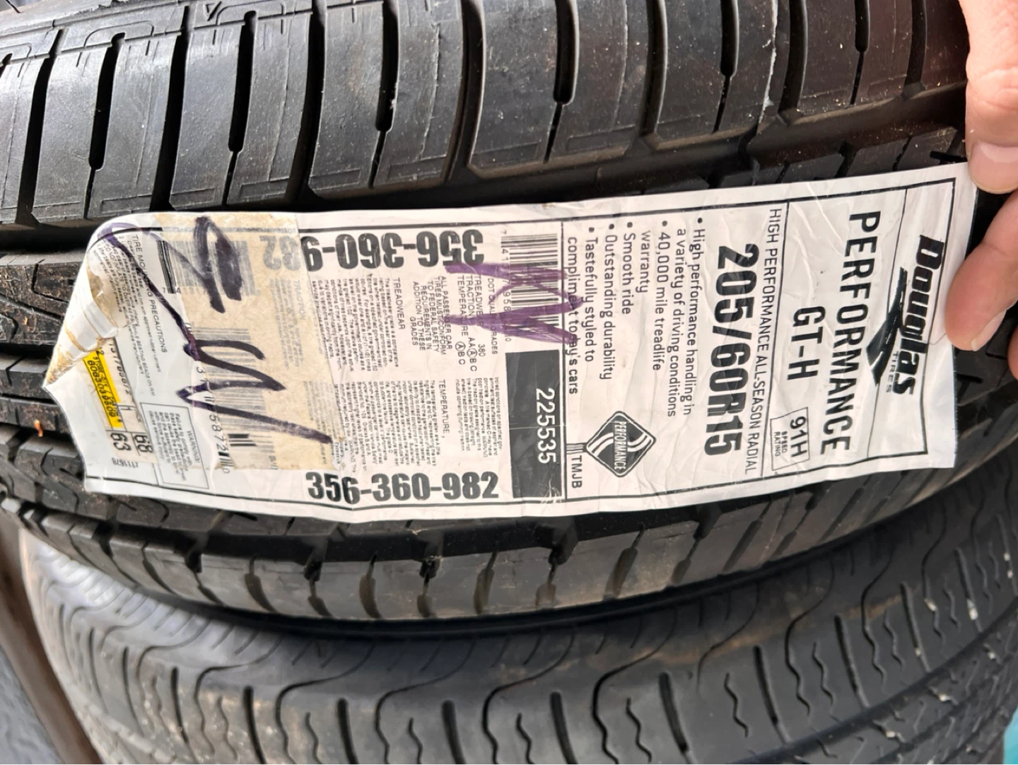 Douglas Performance GT-H All-Season Radial Tires - 205/60R15