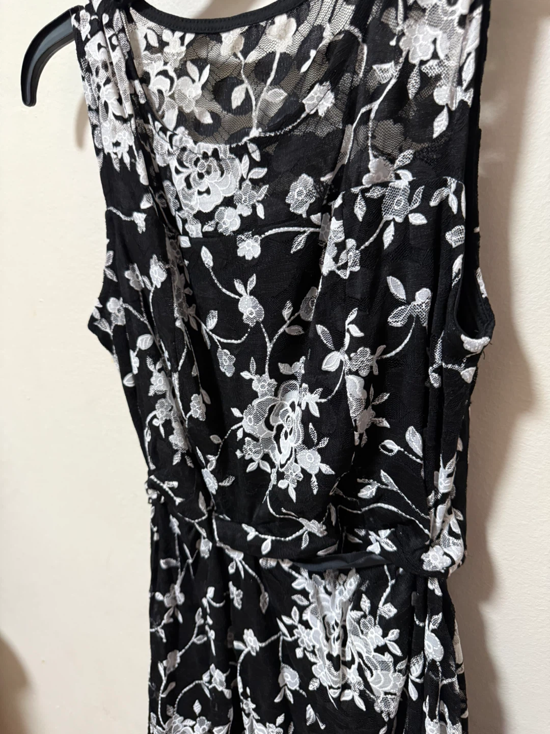 Candalite Petite Black Floral Lace Dress PM - photo 2