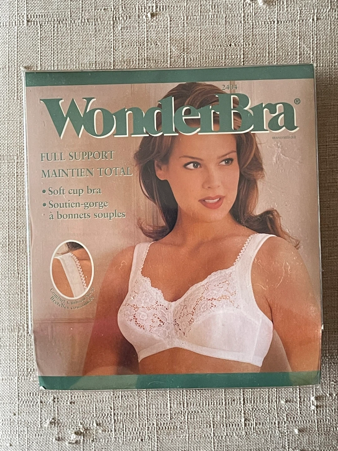 NEW WonderBra Full Support Soft Cup 38C