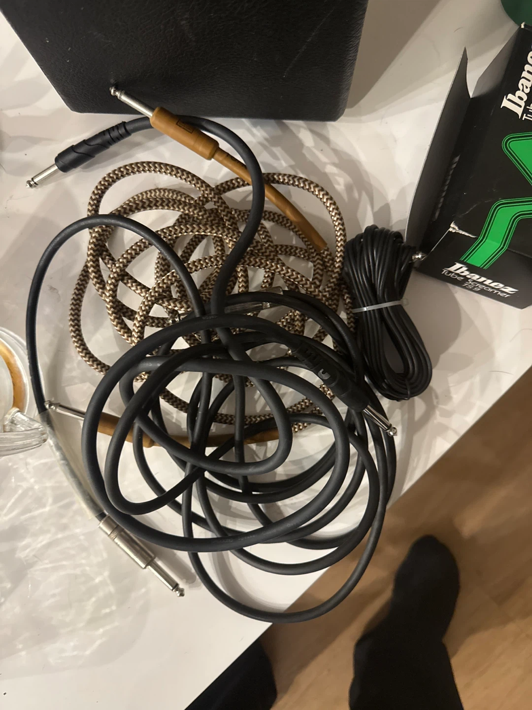 Guitar amp + accessories - photo 4