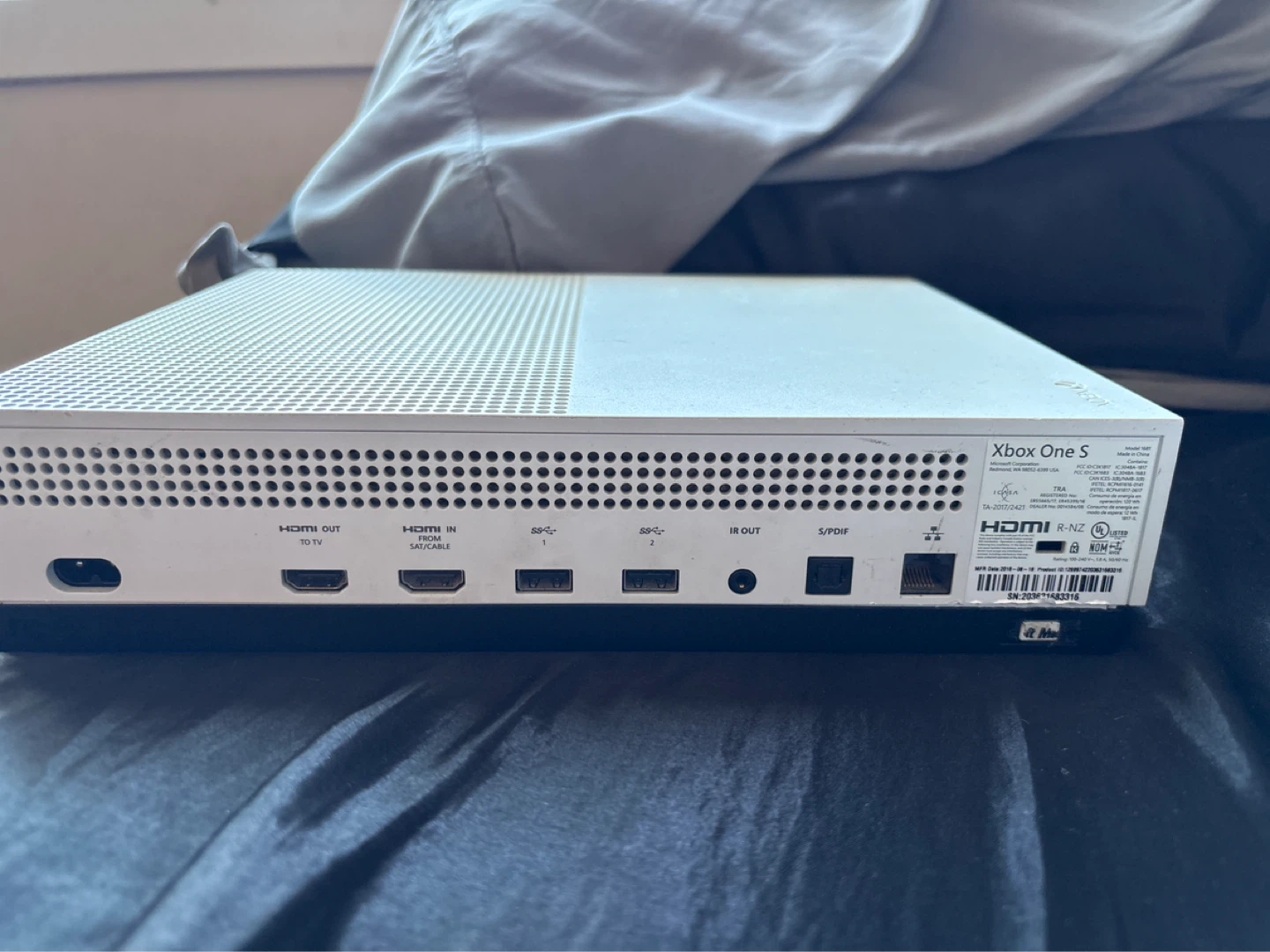Xbox One S Console - photo 2