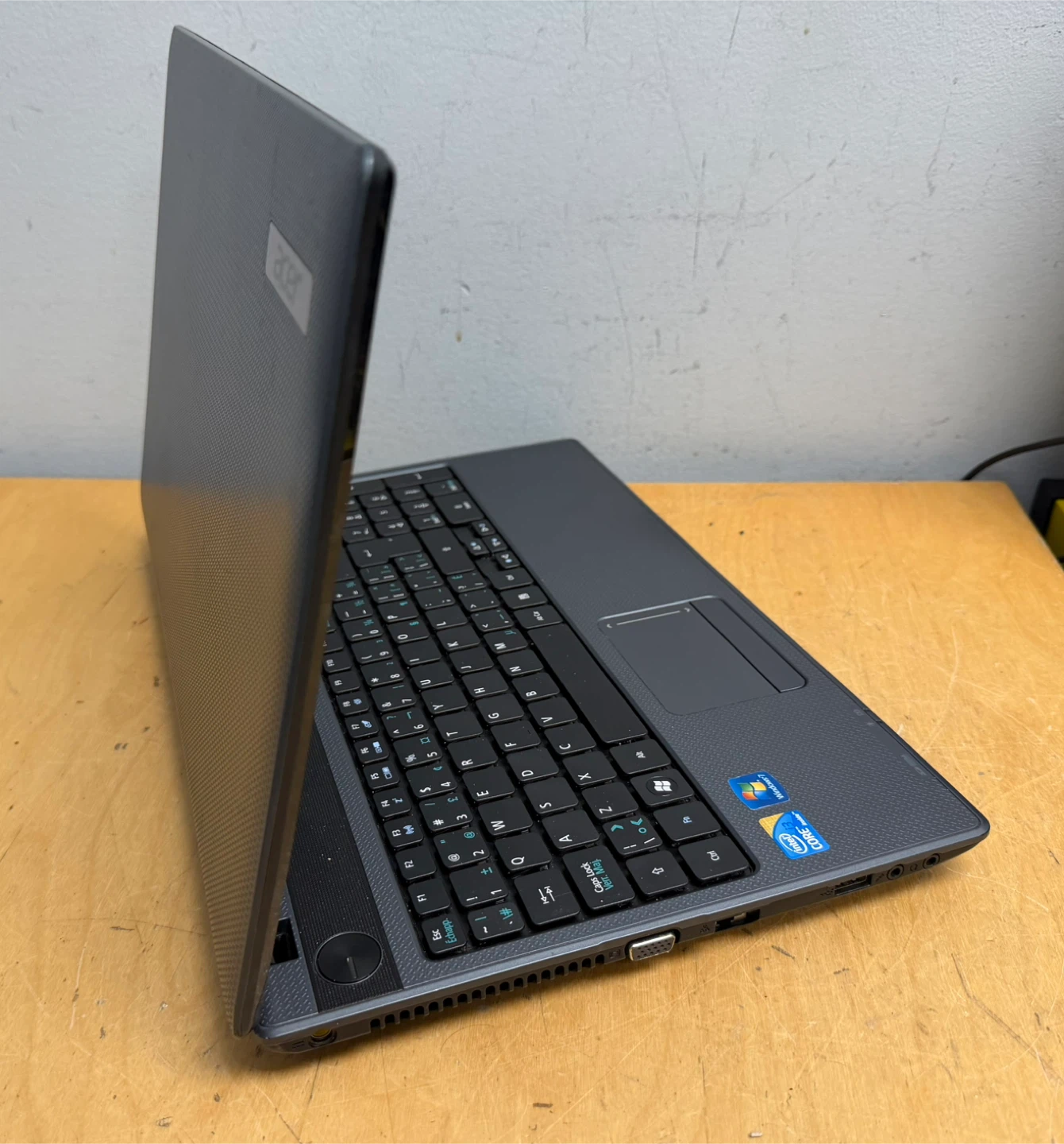 Acer Aspire 5733 | i3 | 6GB RAM | 320GB HDD - photo 2