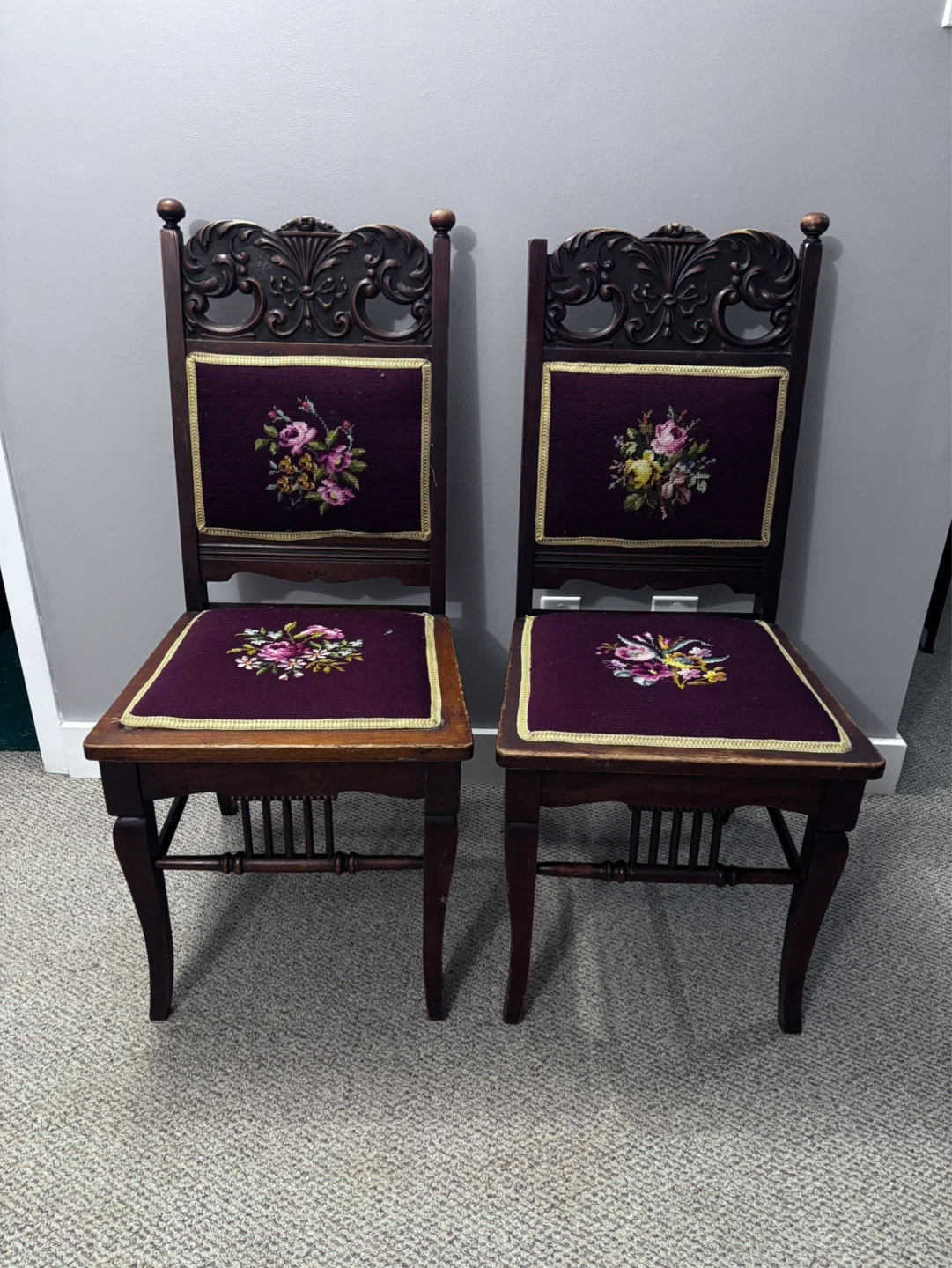 🥕Vintage/Antique Victorian Style Chairs-Needlepoint upholstery