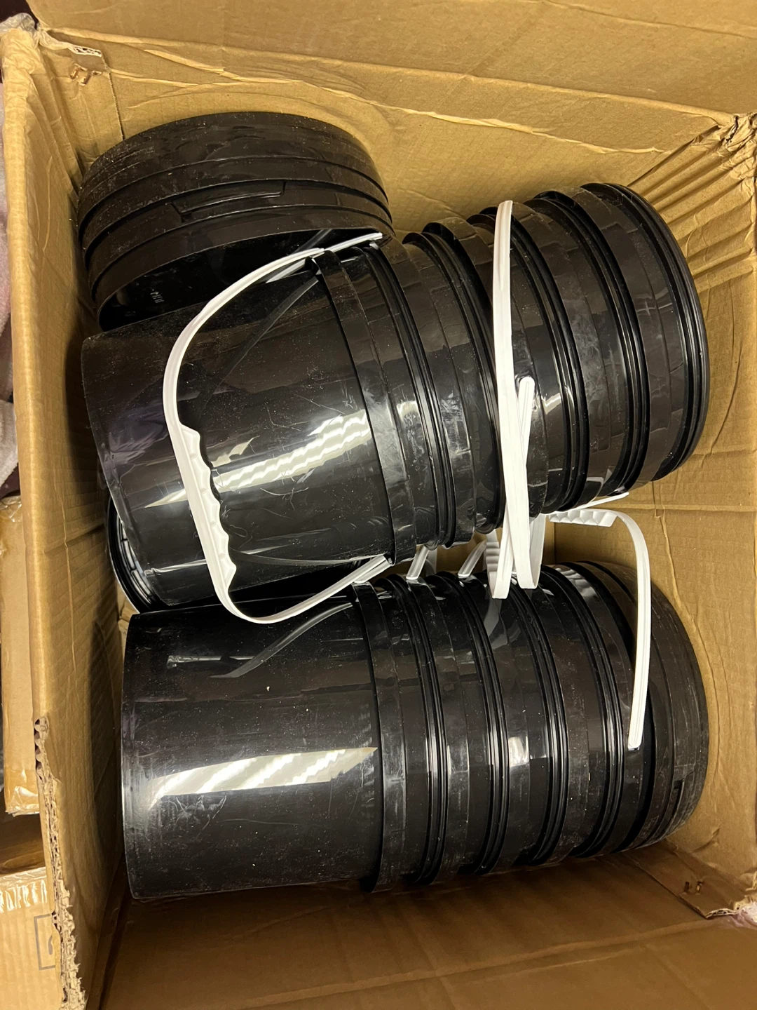 Black Plastic Bucket with Handle - photo 3