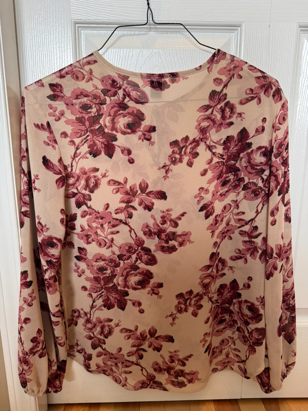 Women's Long Sleeve Tops (Set of 8)
