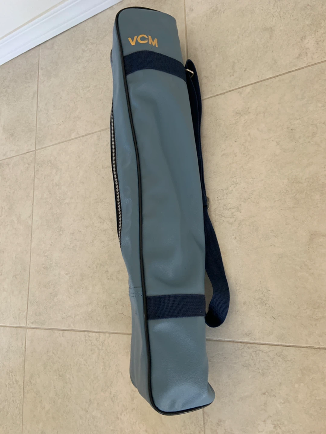 VCM VHD-101 Tripod with Carrying Bag - photo 4