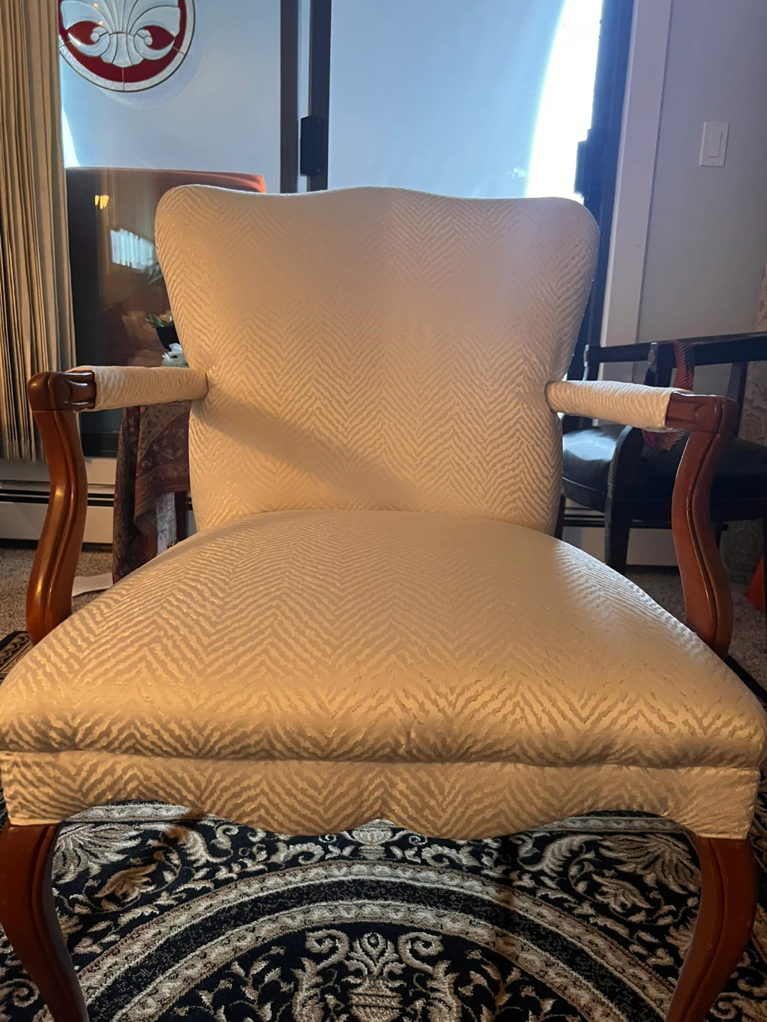 🥕Cream Queen Anne style Accent Chair with Herringbone Pattern