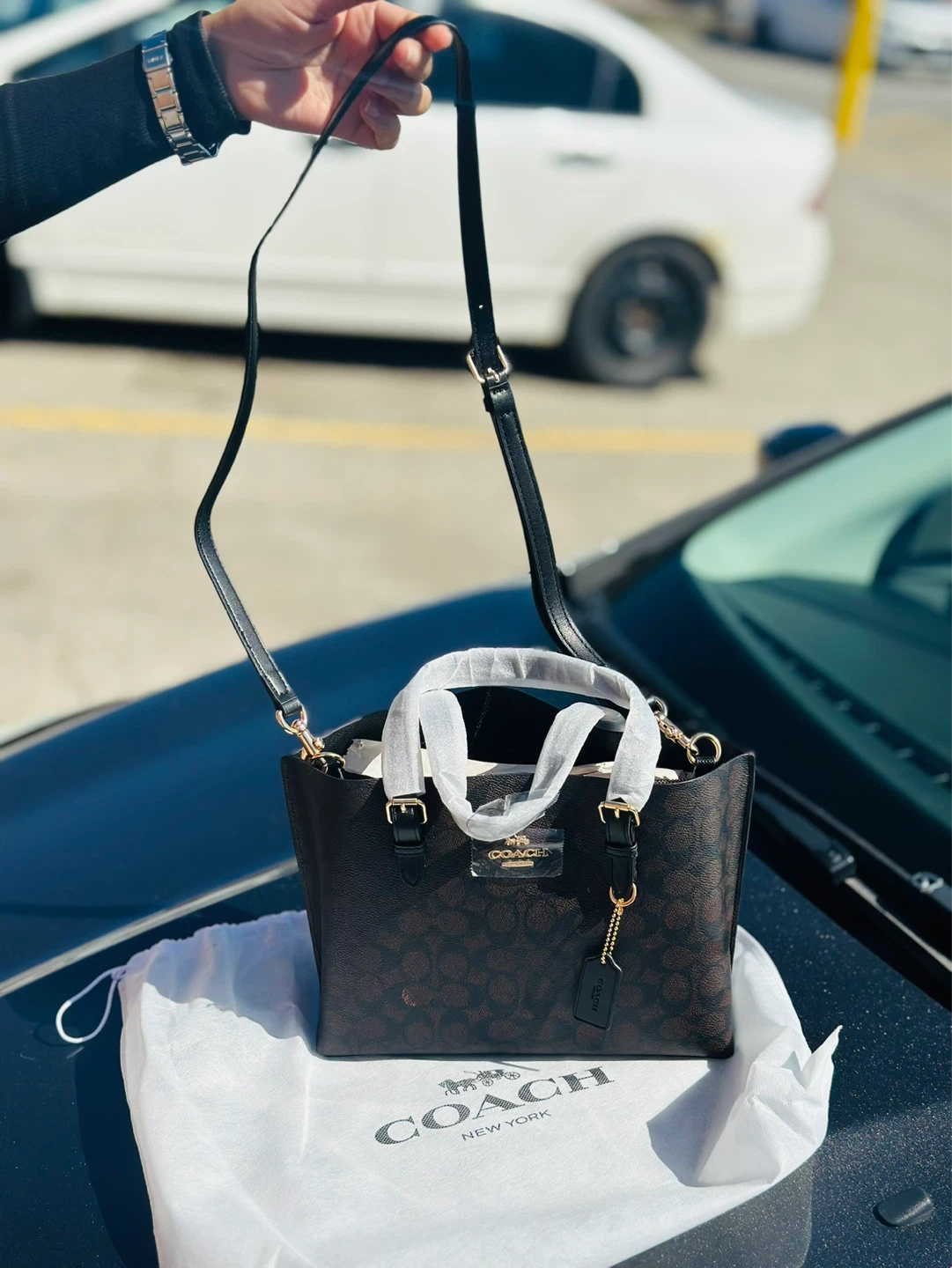 Coach Tote Bag with Signature Pattern - photo 4