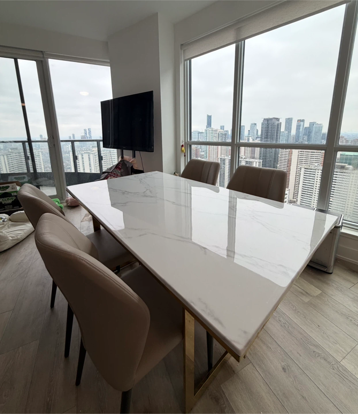 White Marble Dining Table with 4 Chairs
