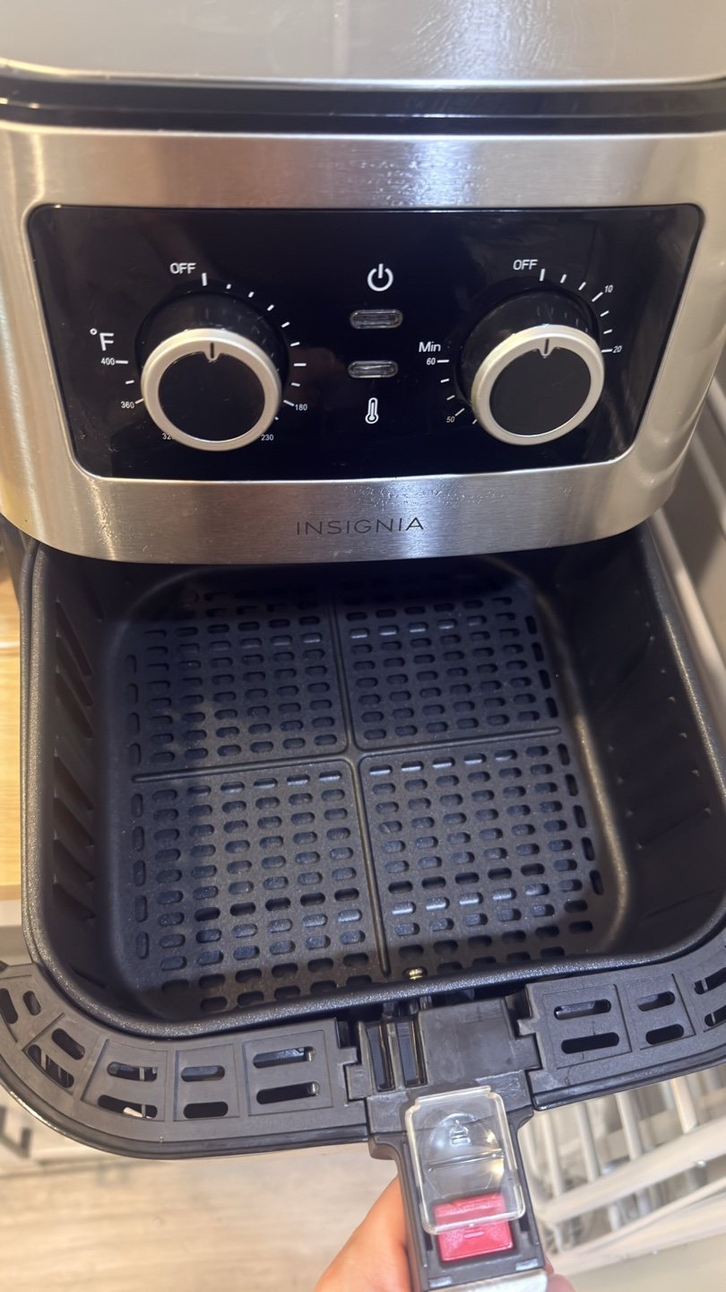 Insignia Stainless Steel Air Fryer 5qt - photo 4