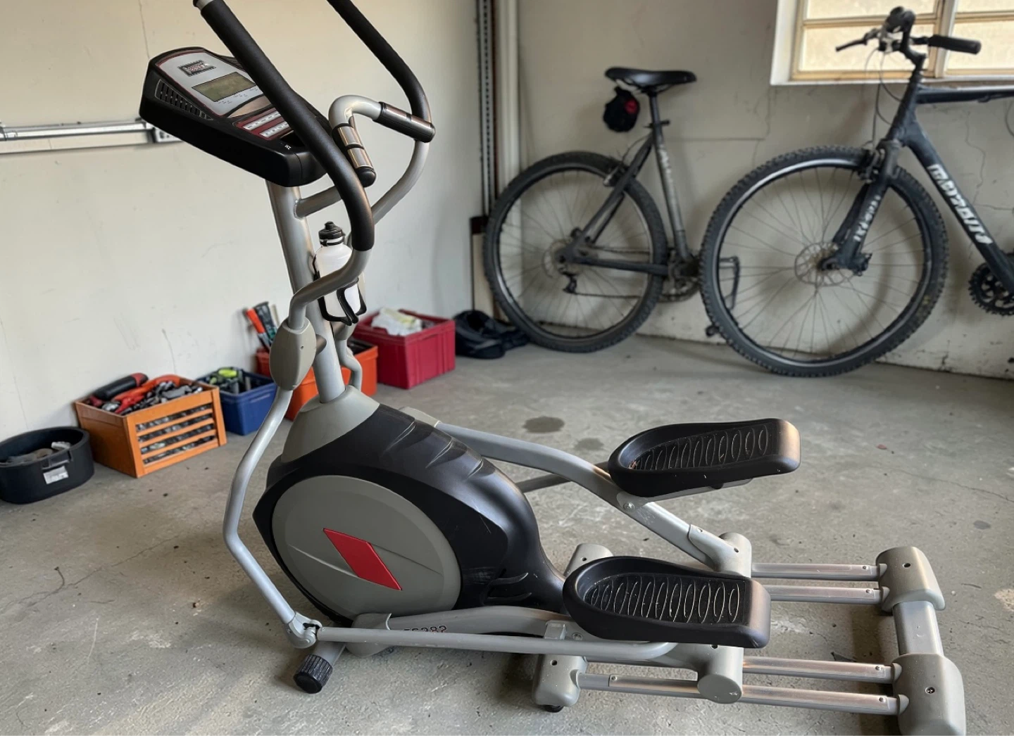 Free Spirit FS282 Elliptical Trainer