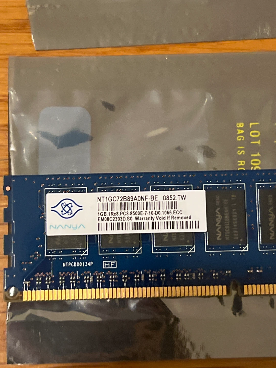 6gb ram : 6 modules of 1gb - photo 2