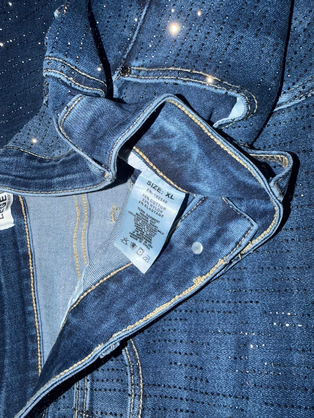 Women's Rhinestone Wide Leg Jeans Size XL - photo 4
