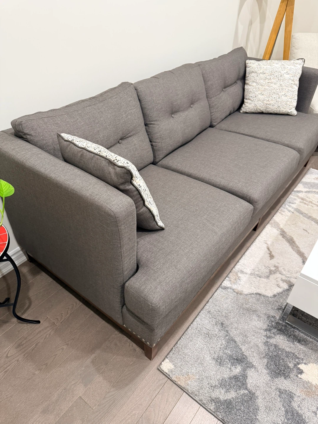 Grey 3-Seater Sofa with Accent Pillows - photo 2