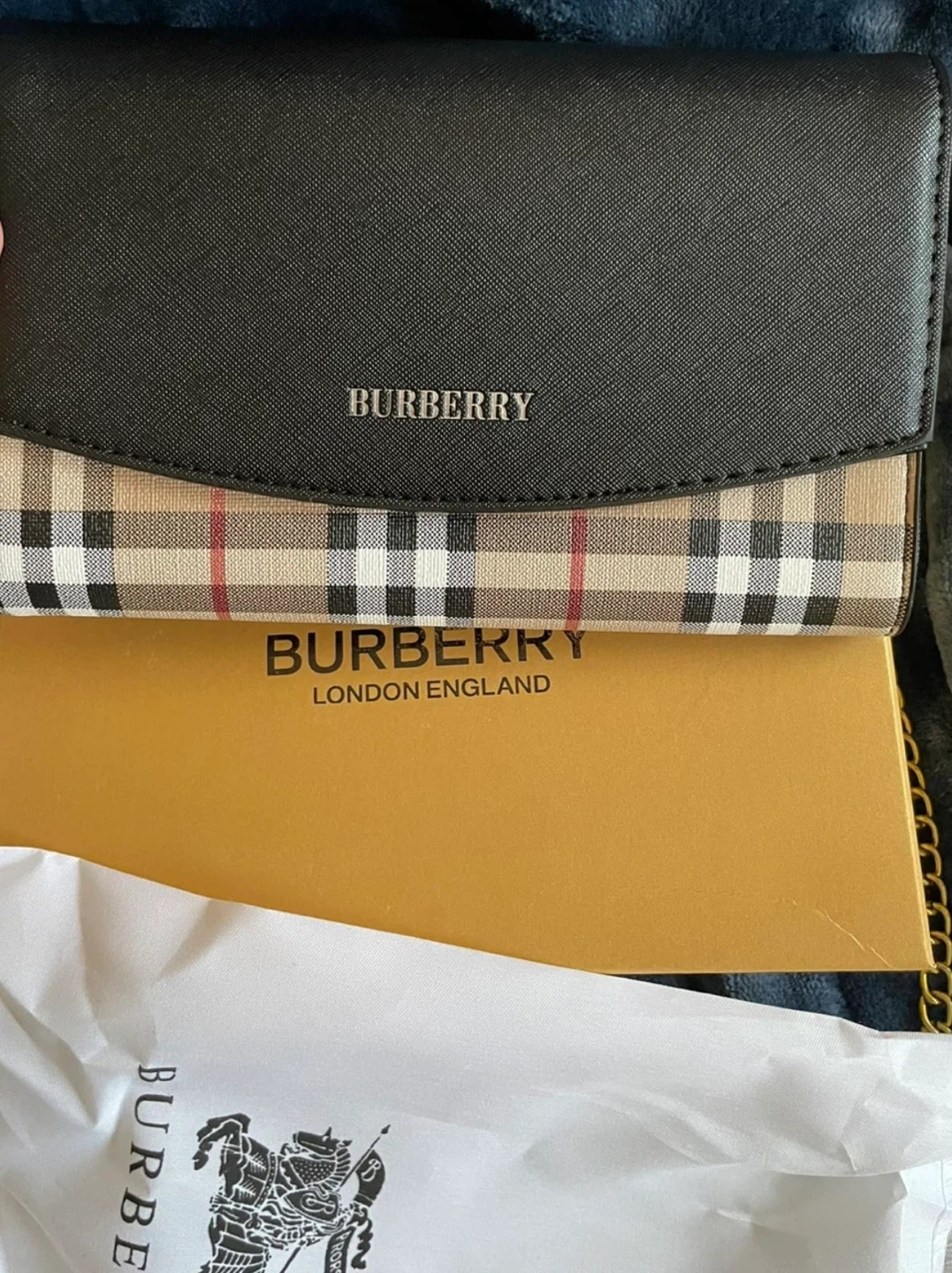 Burberry purse  Check Accent - photo 2