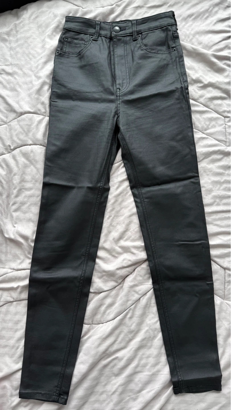 Black Coated Jeans