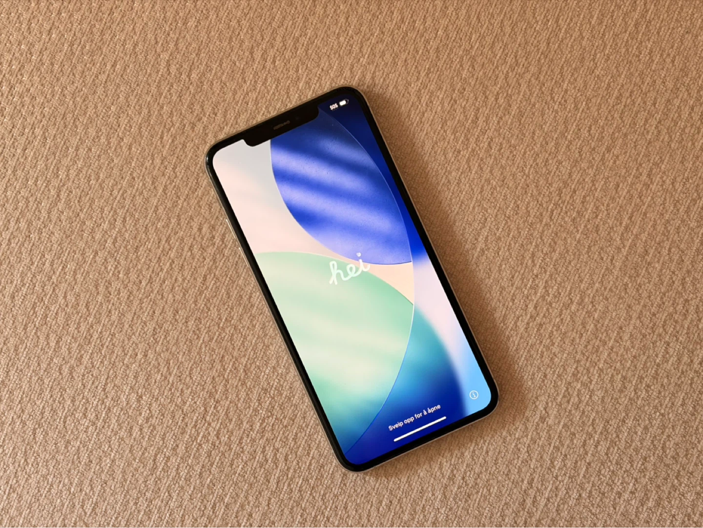 Apple iPhone 11 Pro MAX — Silver / Unlock / 64GB / OS 26.4 - photo 2