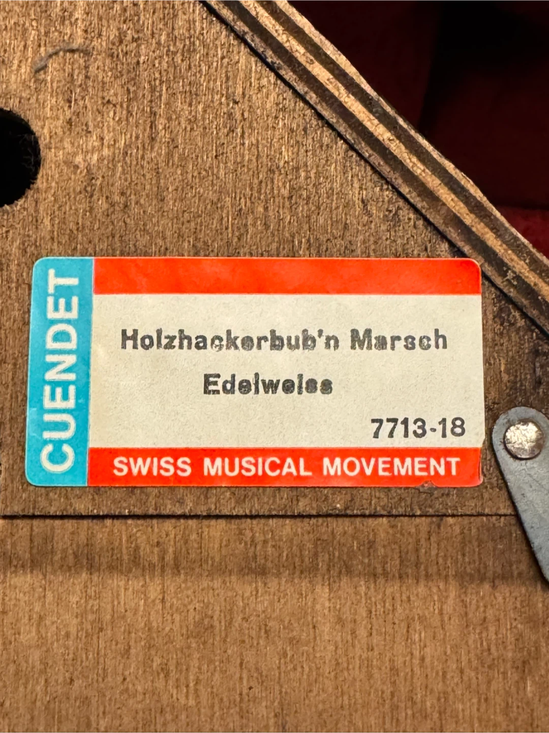 Vintage Swiss Cuckoo Clock with Musical Movement - photo 5