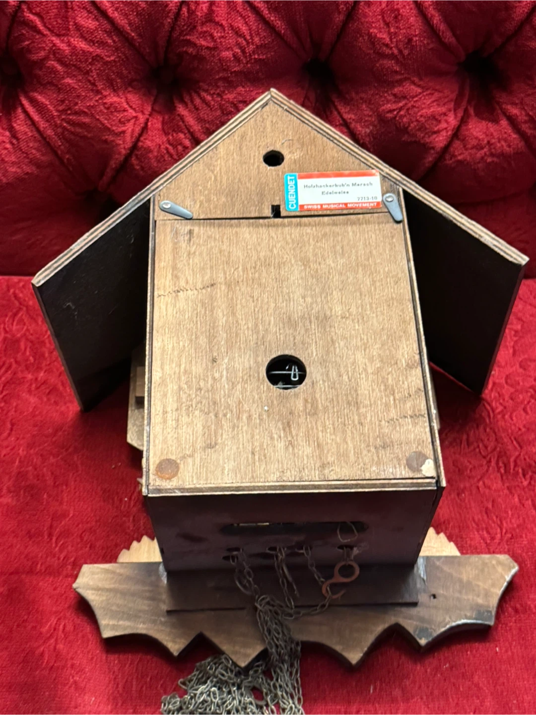 Vintage Swiss Cuckoo Clock with Musical Movement - photo 4