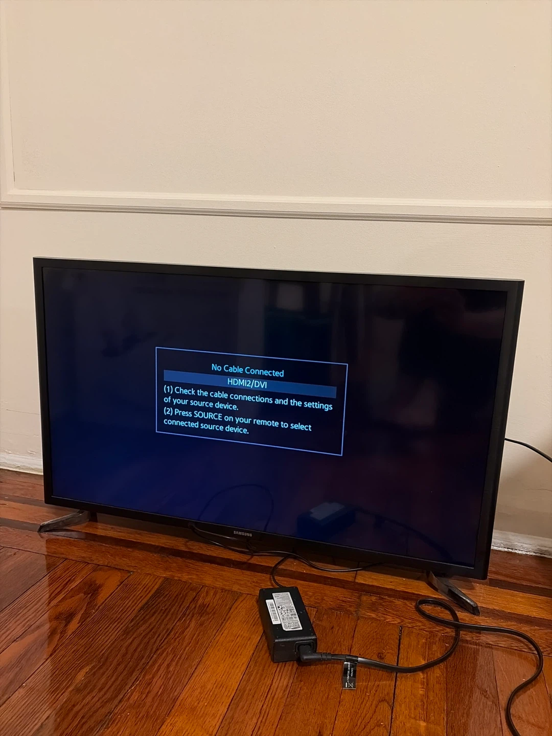 Samsung 32-inch Smart TV - photo 2