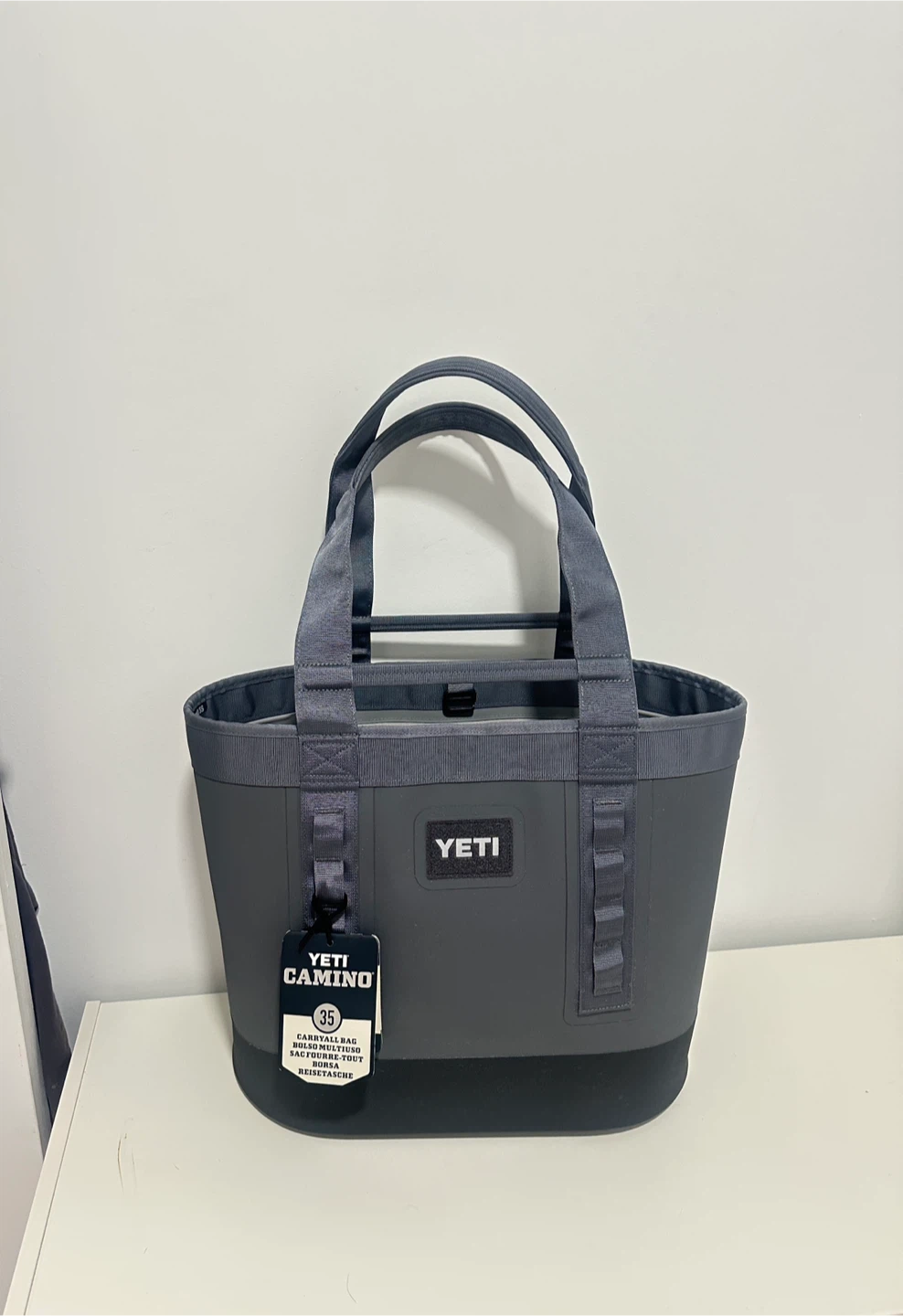 Brand new Yeti CAMINO 35 CARRYALL TOTE BAG