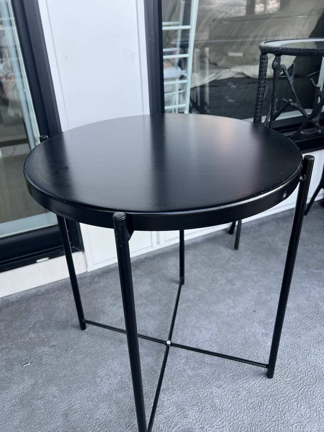 Black Round Side Table