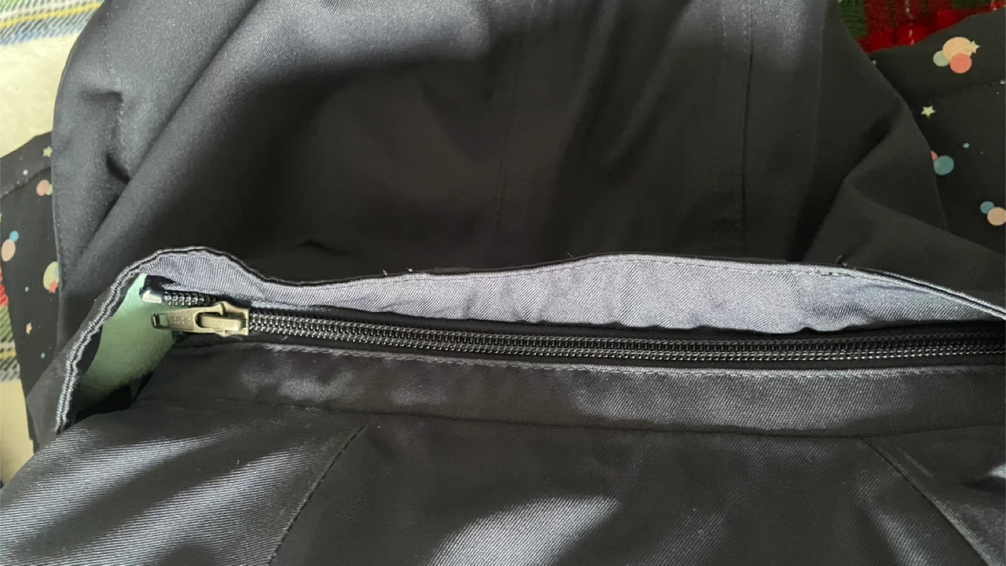 Stormtech insulated Snowsuit Jacket and Bib Pants - photo 4