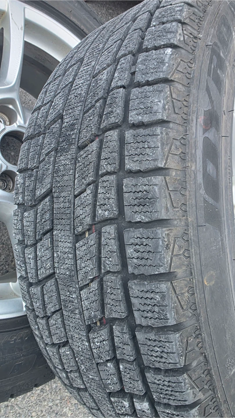 235/60R18 Tires on Rims - photo 4