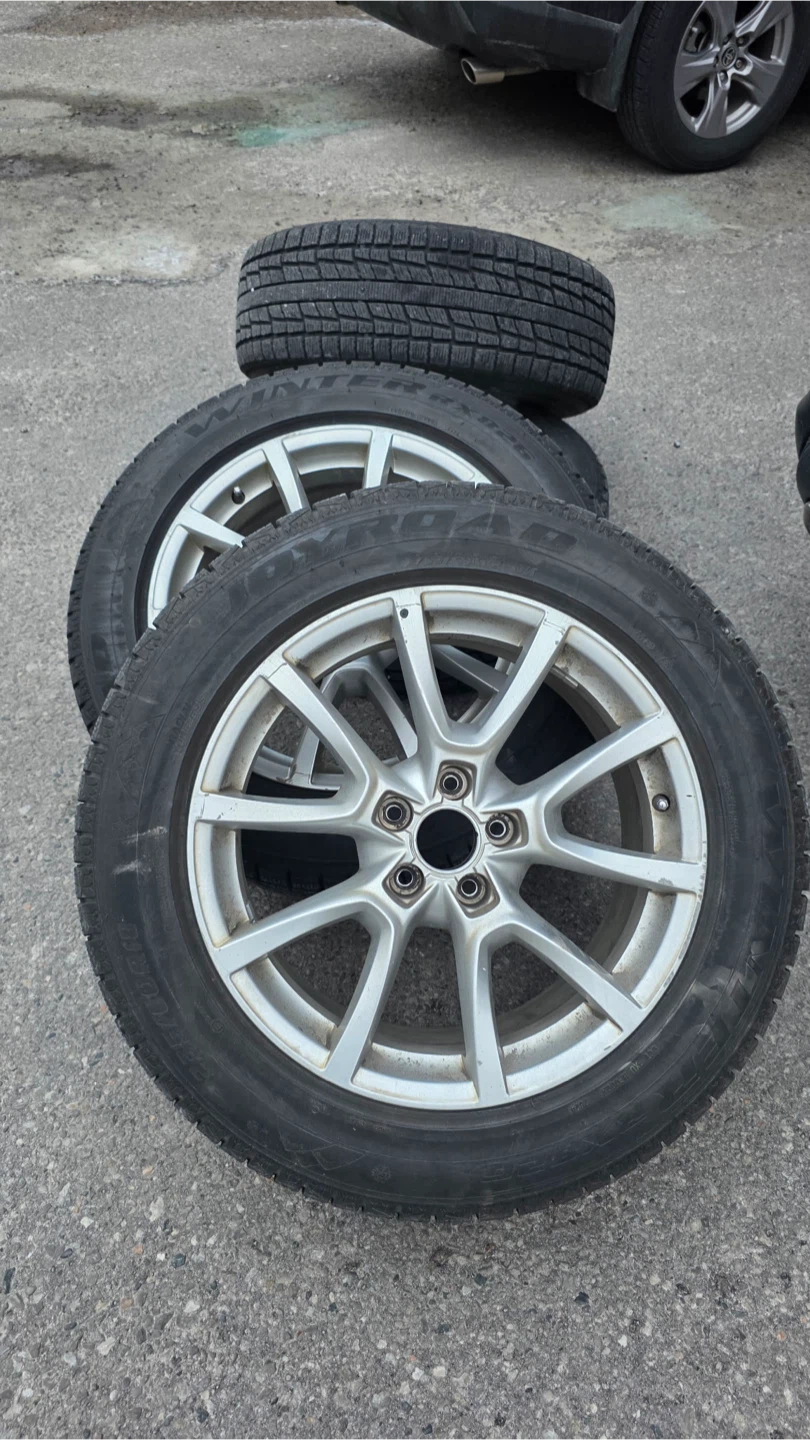 235/60R18 Tires on Rims - photo 2